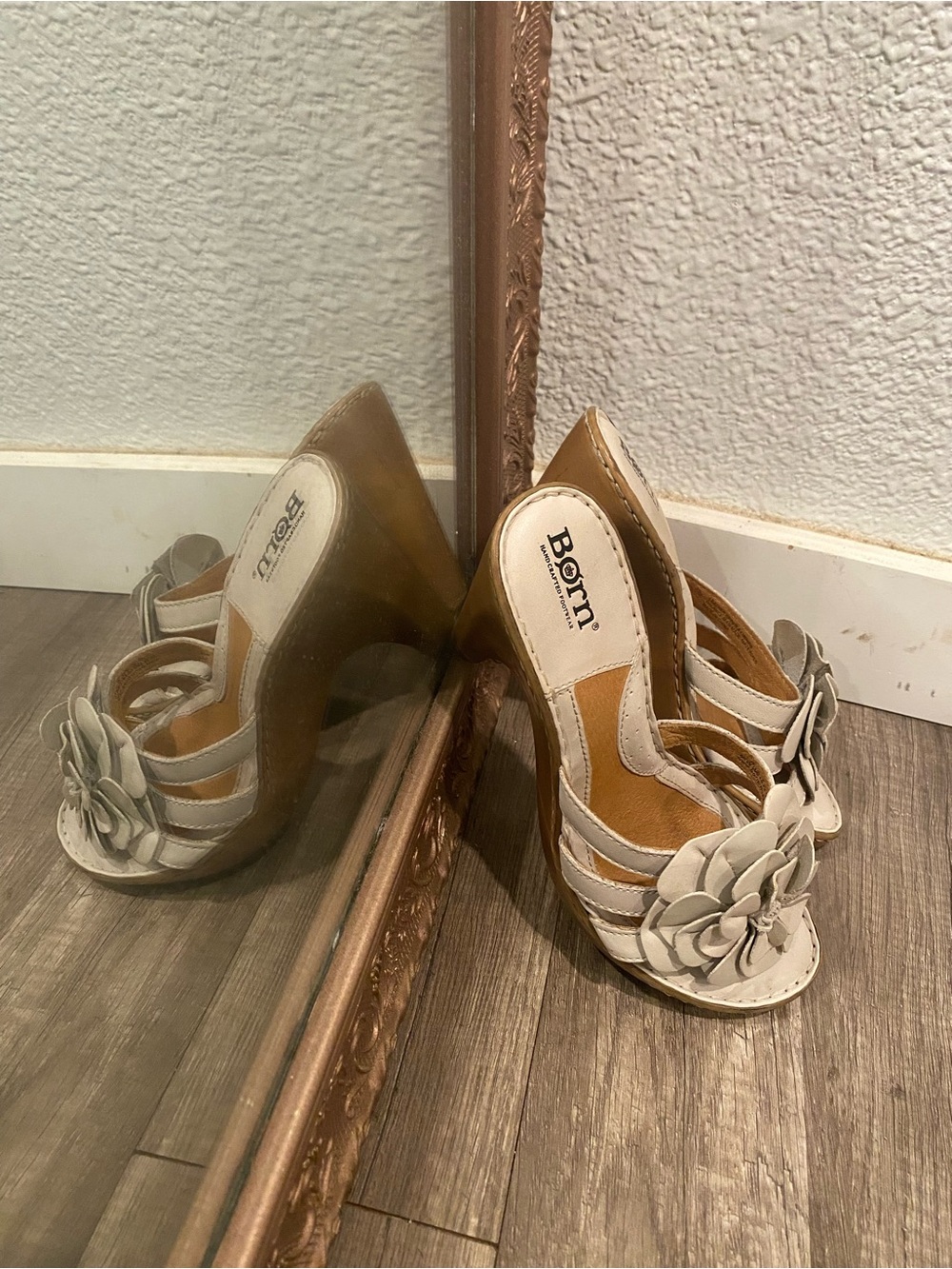 Born Beige Floral Slide Mules with Wood-Tone Heel - Picture 3 of 6